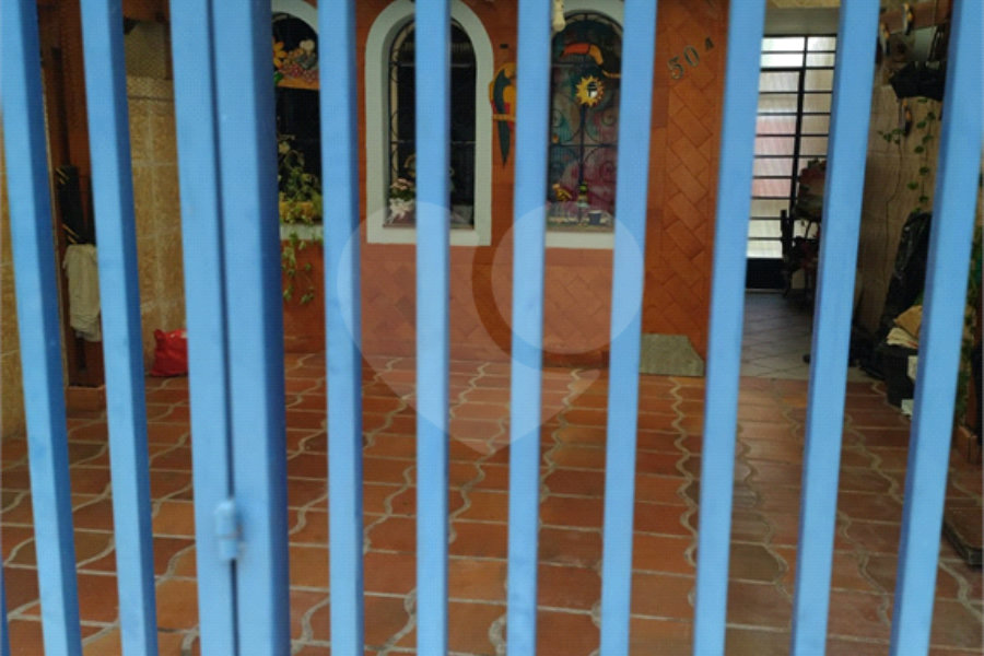 Sobrado à venda com 3 quartos, sendo 1 suíte, em Tremembé, São Paulo, SP