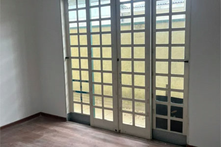 Casa à venda com 5 quartos, sendo 3 suítes, em Jardim Bonfiglioli, São Paulo, SP