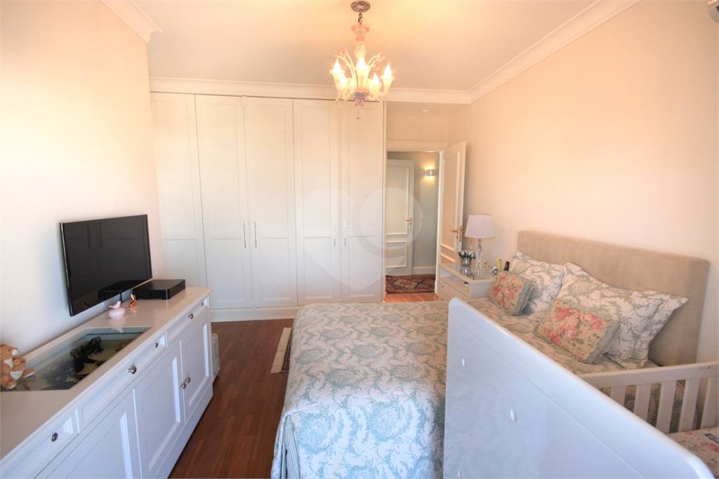 Apartamento à venda com 3 suítes em Alto da Boa Vista, São Paulo, SP