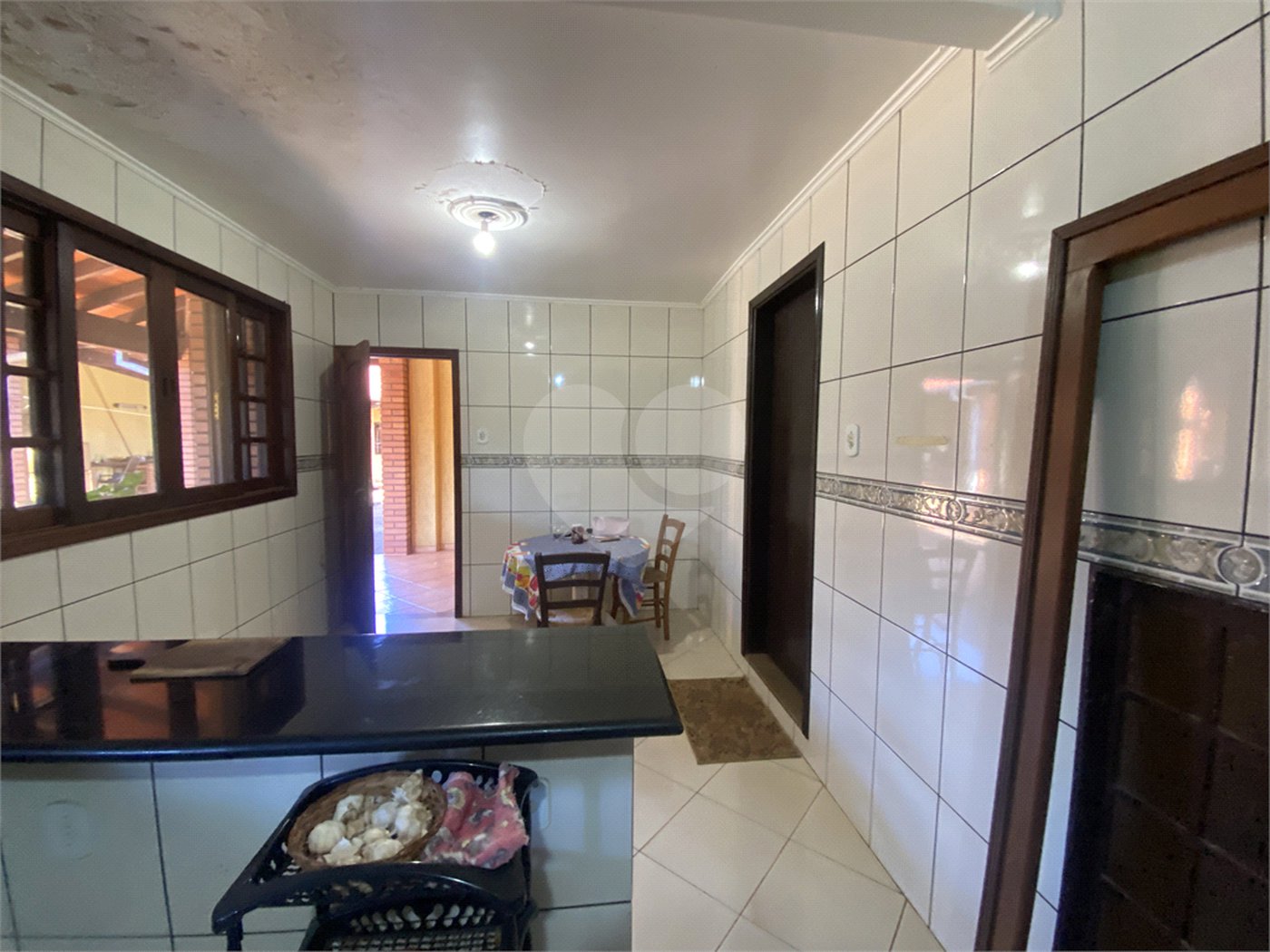 Casa à venda com 3 quartos, sendo 1 suíte, em Parque Residencial Monte Carlo, Ponta Porã, MS