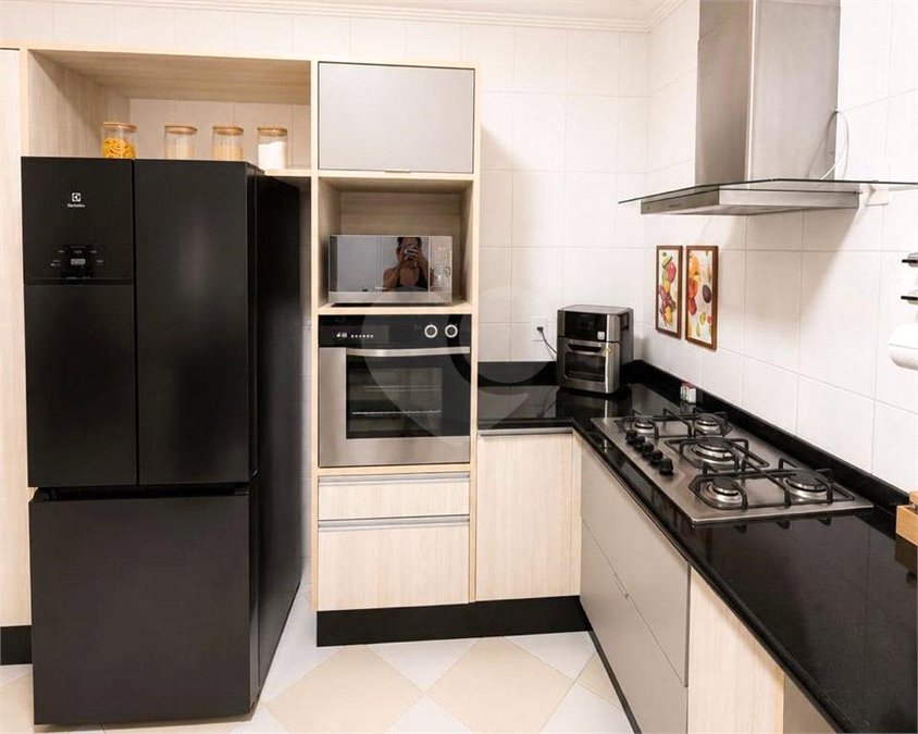 Casa à venda com 4 suítes no condomínio Tivoli, Sorocaba - SP