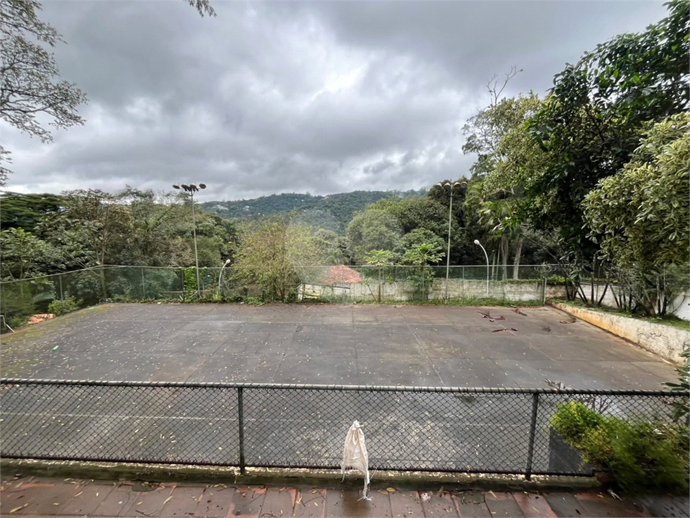 Casa à venda ou para alugar com 5 quartos em Roseira, Mairiporã, SP