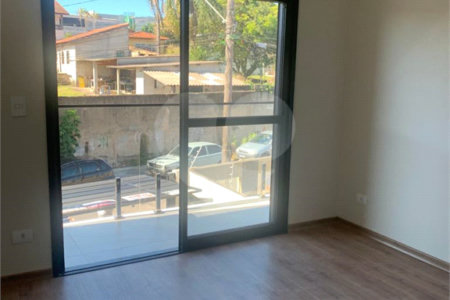 Sobrado à venda com 3 suítes em Vila Thais, Atibaia, SP