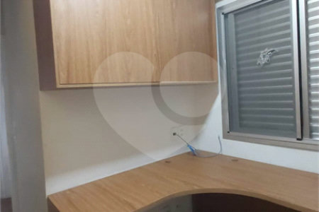 Apartamento à venda com 3 quartos, sendo 1 suíte, em Vila Isa, São Paulo, SP