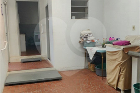 Casa à venda com 4 quartos, sendo 1 suíte, em Jardim do Estádio, Itu, SP