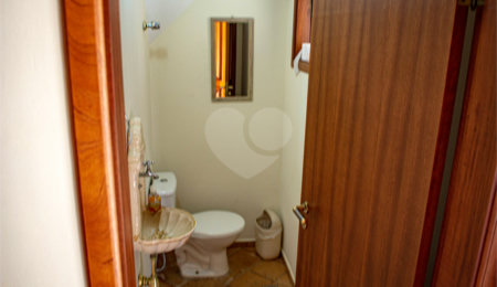 Sítio à venda com 4 quartos, sendo 2 suítes,  em Jardim Guaçu, São Roque, SP