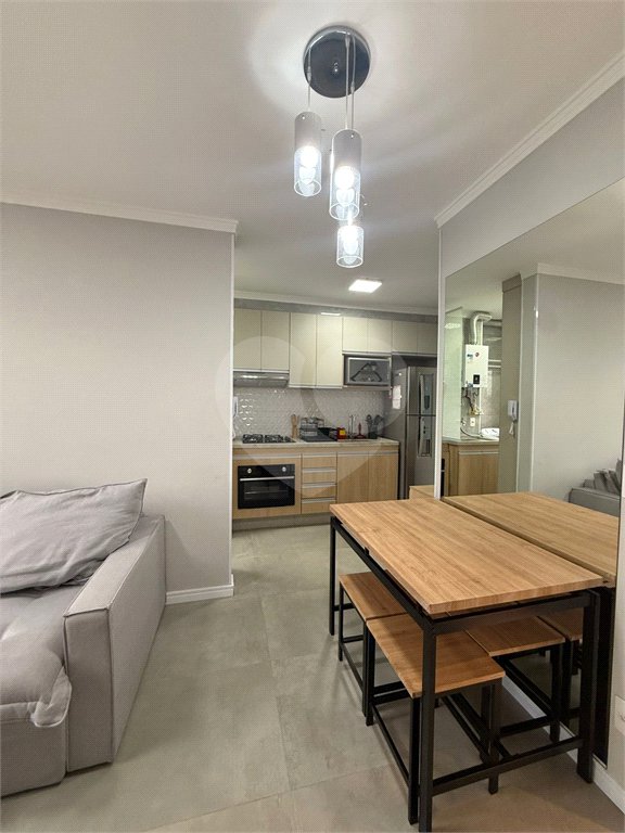 Apartamento à venda com 2 quartos em Parque Vitória, São Paulo, SP