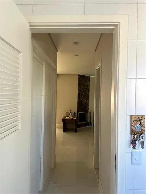 Apartamento à venda com 3 suítes em Vila Suzana, São Paulo, SP