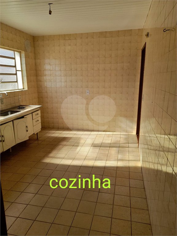 Casa à venda com 4 quartos, sendo 3 suítes, em Jardim Alvinópolis, Atibaia, SP