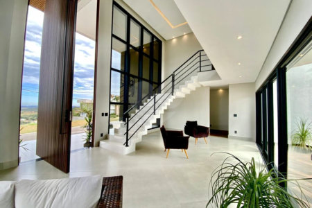 Casa à venda com 4 suítes em Monte Alegre, Vinhedo, SP