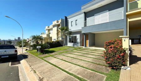 Casa à venda ou para alugar com 4 quartos, sendo 1 suíte,  no condomínio Jardim Residencial Dona Lucilla, Indaiatuba - SP