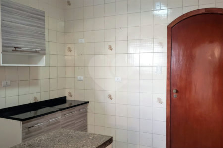 Sobrado à venda com 3 quartos, sendo 1 suíte, em Brooklin, São Paulo, SP