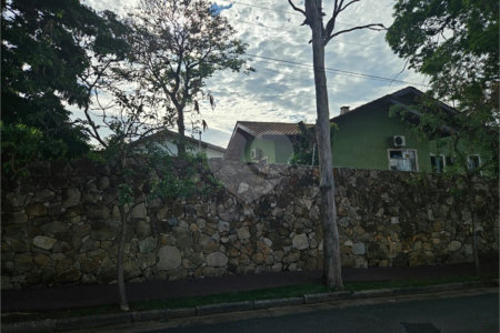 Casa à venda com 4 quartos, sendo 3 suítes, em Jardim Tapajós, Atibaia, SP