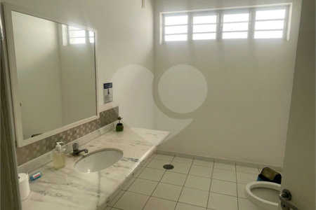 Casa Térrea à venda com 4 quartos em Vila Oliveira, Mogi das Cruzes, SP