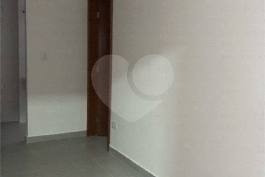Casa à venda com 2 quartos, sendo 1 suíte, no condomínio Maracujas, São Paulo - SP