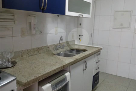 Apartamento à venda com 3 quartos, sendo 2 suítes,  em Campo Belo, São Paulo, SP