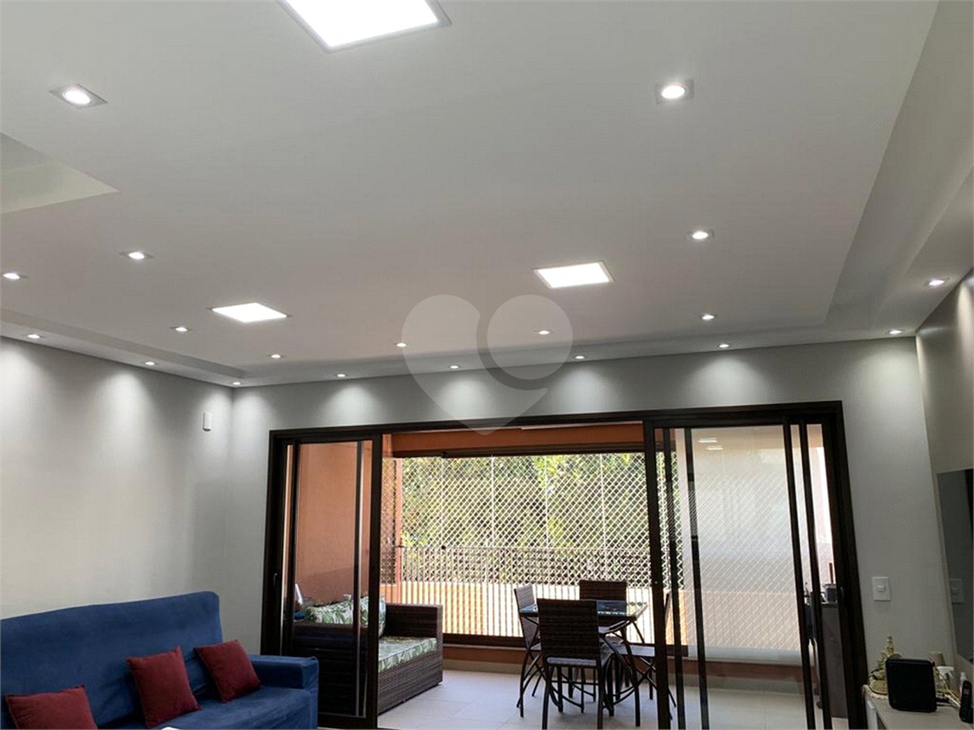 Apartamento à venda com 3 suítes em Vila Monumento, São Paulo, SP