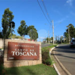 Terreno à venda no condomínio Residencial Campo de Toscana, Vinhedo - SP
