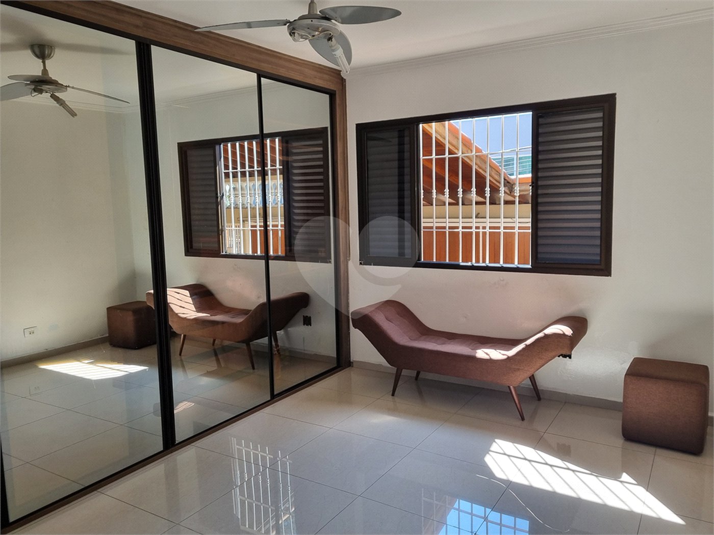 Sobrado à venda com 3 quartos, sendo 2 suítes, em Jardim Duprat, São Paulo, SP