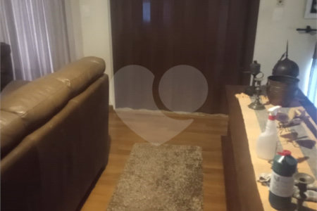Casa à venda com 2 suítes em Jardim Santa Bárbara, Atibaia, SP