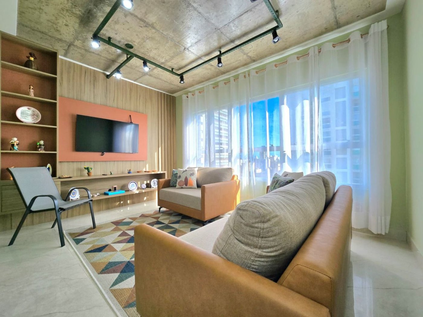 Apartamento com 2 dormitórios à venda, 74 m² por R$ 1.010.000,00 - Embaré - Santos/SP