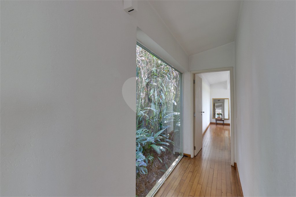 Casa à venda com 3 quartos, sendo 1 suíte, em Guarapiranga, São Paulo, SP