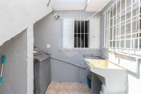 Casa à venda com 2 quartos em Parada Inglesa, São Paulo, SP