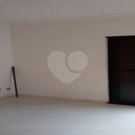 Apartamento à venda com 3 quartos, sendo 1 suíte,  em Vila Suzana, São Paulo, SP