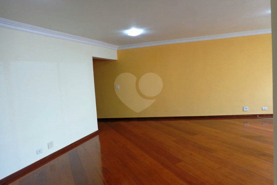 Apartamento à venda com 4 quartos, sendo 1 suíte,  em Santana, São Paulo, SP
