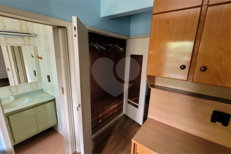 Apartamento à venda com 2 quartos, sendo 1 suíte,  em Vila Mariana, São Paulo, SP
