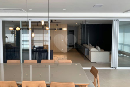 Apartamento à venda com 3 suítes em Indianópolis, São Paulo, SP