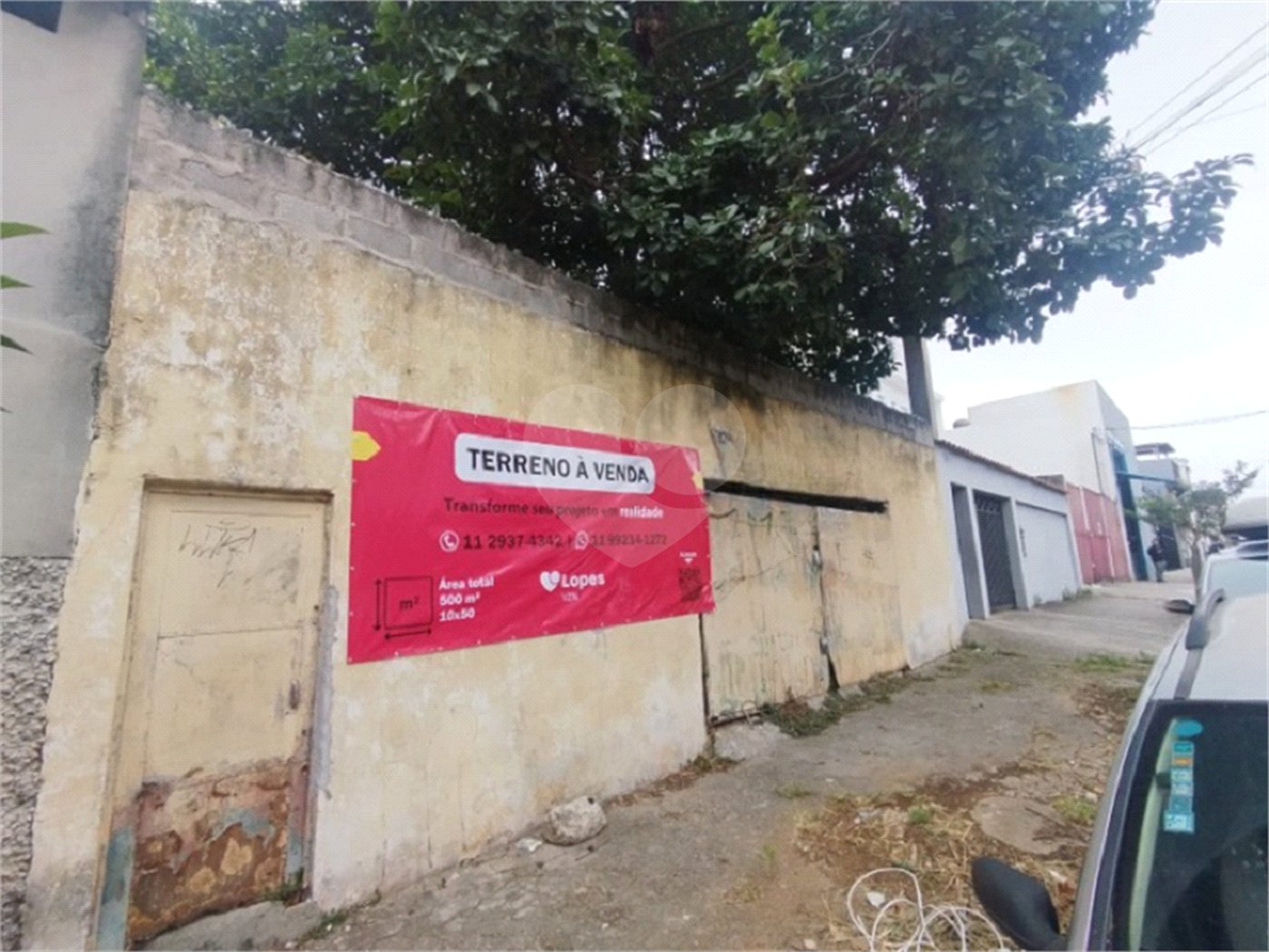 Terreno à venda em Vila Carmosina, São Paulo, SP