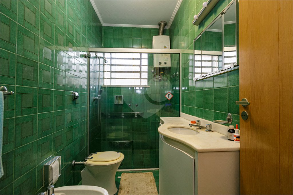 Sobrado à venda com 3 quartos, sendo 1 suíte, em Vila Mascote, São Paulo, SP