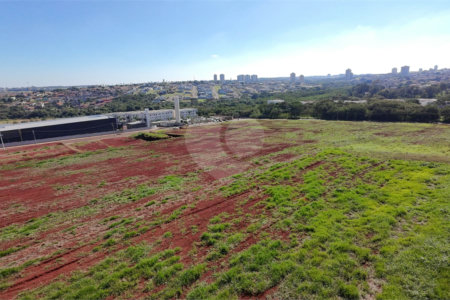 Terreno à venda em Jardim Quitandinha II, Araraquara, SP