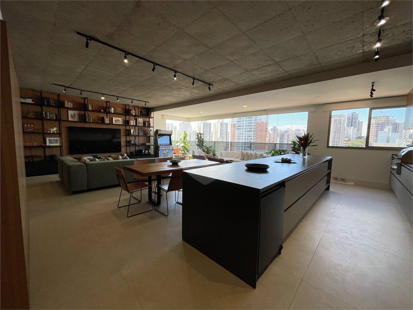 Apartamento à venda com 4 suítes em Perdizes, São Paulo, SP