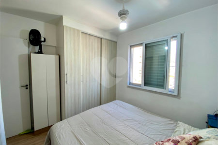 Apartamento à venda com 3 quartos, sendo 1 suíte,  em Saúde, São Paulo, SP