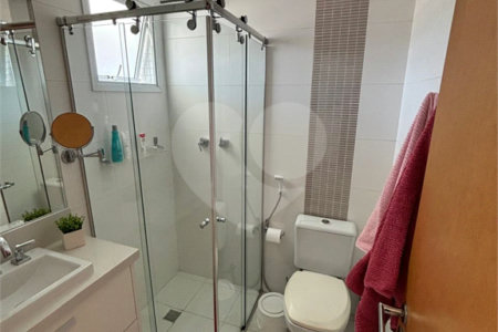 Apartamento à venda com 3 quartos, sendo 1 suíte, em Canto do Forte, Praia Grande, SP