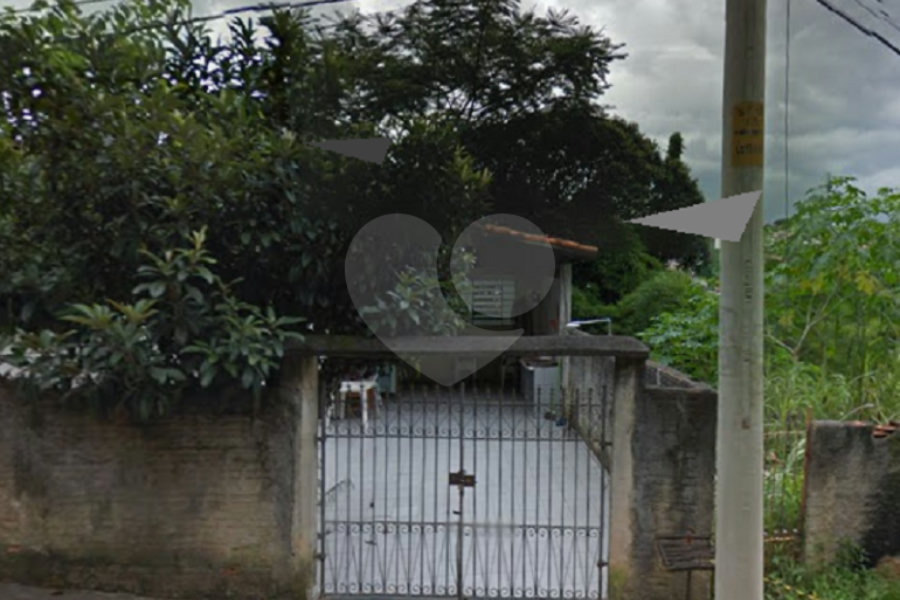 Casa Térrea à venda com 4 quartos em Horto, São Paulo, SP