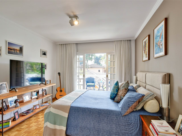 Casa à venda com 4 suítes no condomínio Conjunto Residencial São Benedito, São Paulo - SP