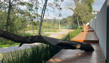 Casa à venda com 3 suítes no condomínio Vue 26, Atibaia - SP