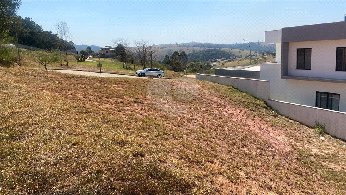 Terreno à venda no condomínio Vale das Águas, Itatiba - SP