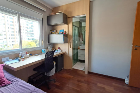 Apartamento à venda com 3 suítes em Perdizes, São Paulo, SP