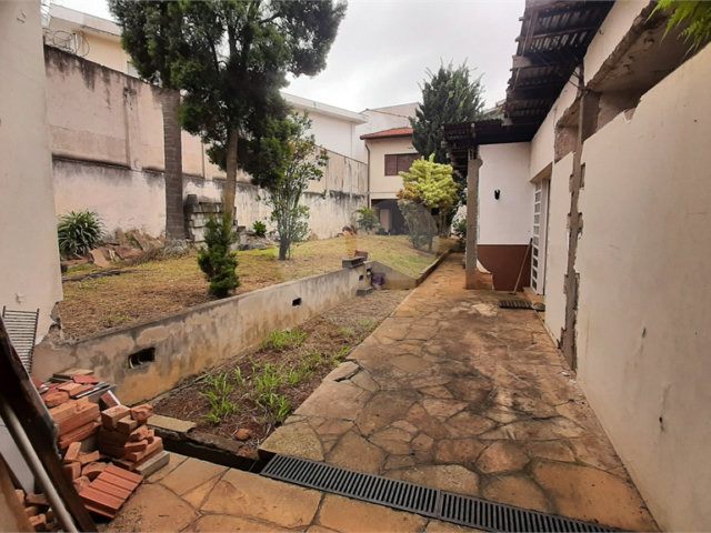 Casa Térrea à venda com 3 quartos, sendo 1 suíte,  em Jardim Prudência, São Paulo, SP