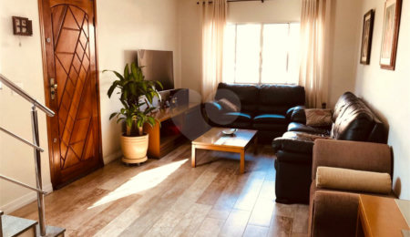 Sobrado à venda com 3 quartos, sendo 1 suíte,  em Campo Grande, São Paulo, SP