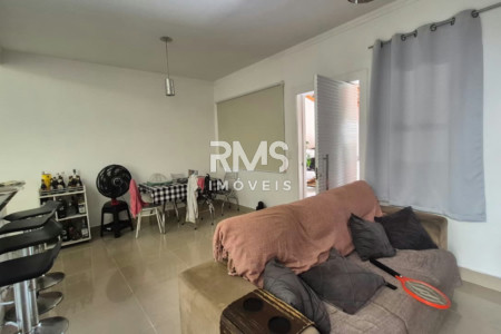 Casa à venda com 3 quartos, sendo 1 suíte,  em São Luiz, Itu, SP