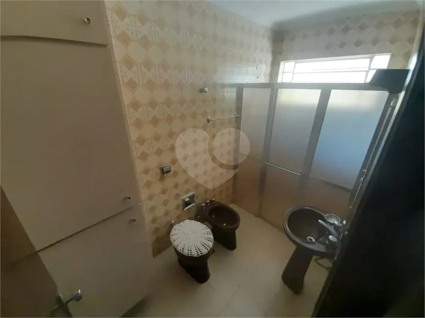 Casa à venda com 3 quartos, sendo 2 suítes,  em Vila Jardini, Sorocaba, SP