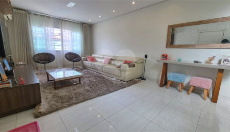 Casa à venda com 3 suítes no condomínio Residencial Cantareira, São Paulo - SP