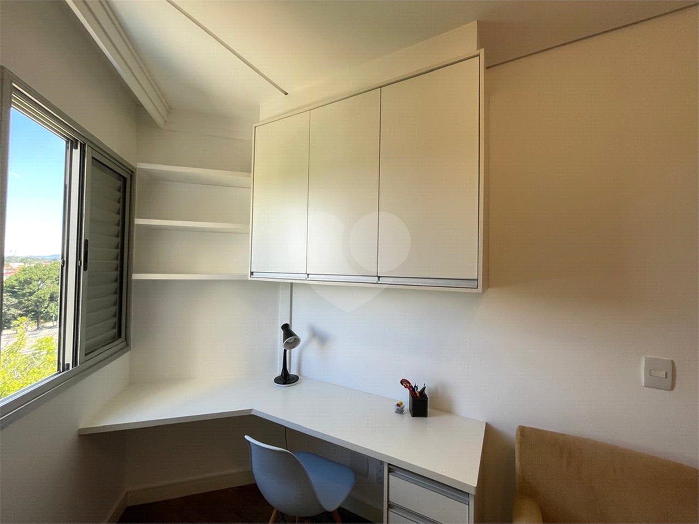 Apartamento à venda com 2 quartos, sendo 1 suíte, em Vila Nova, Louveira, SP