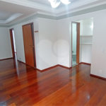 Apartamento à venda com 3 suítes no Centro, Vinhedo, SP