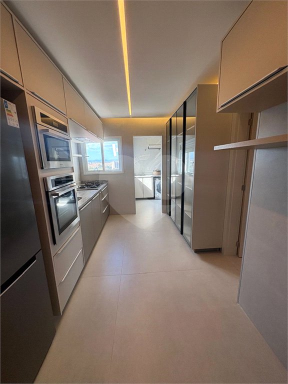 Apartamento à venda com 3 suítes em Urbanova, São José dos Campos, SP